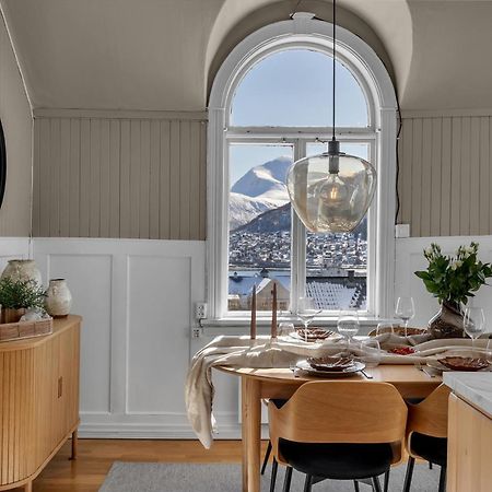 Lovely City Center Apartment With Amazing Views And Free Parking! Tromso Ngoại thất bức ảnh
