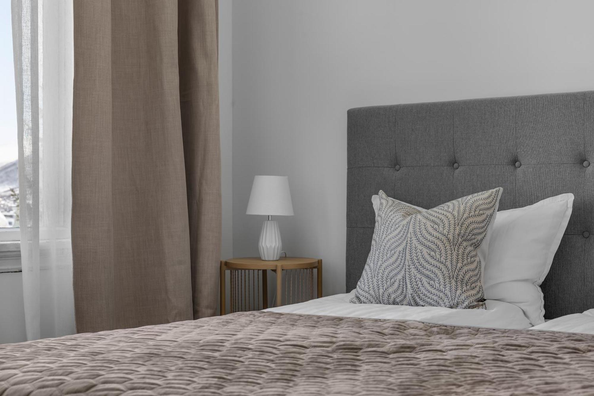 Lovely City Center Apartment With Amazing Views And Free Parking! Tromso Ngoại thất bức ảnh