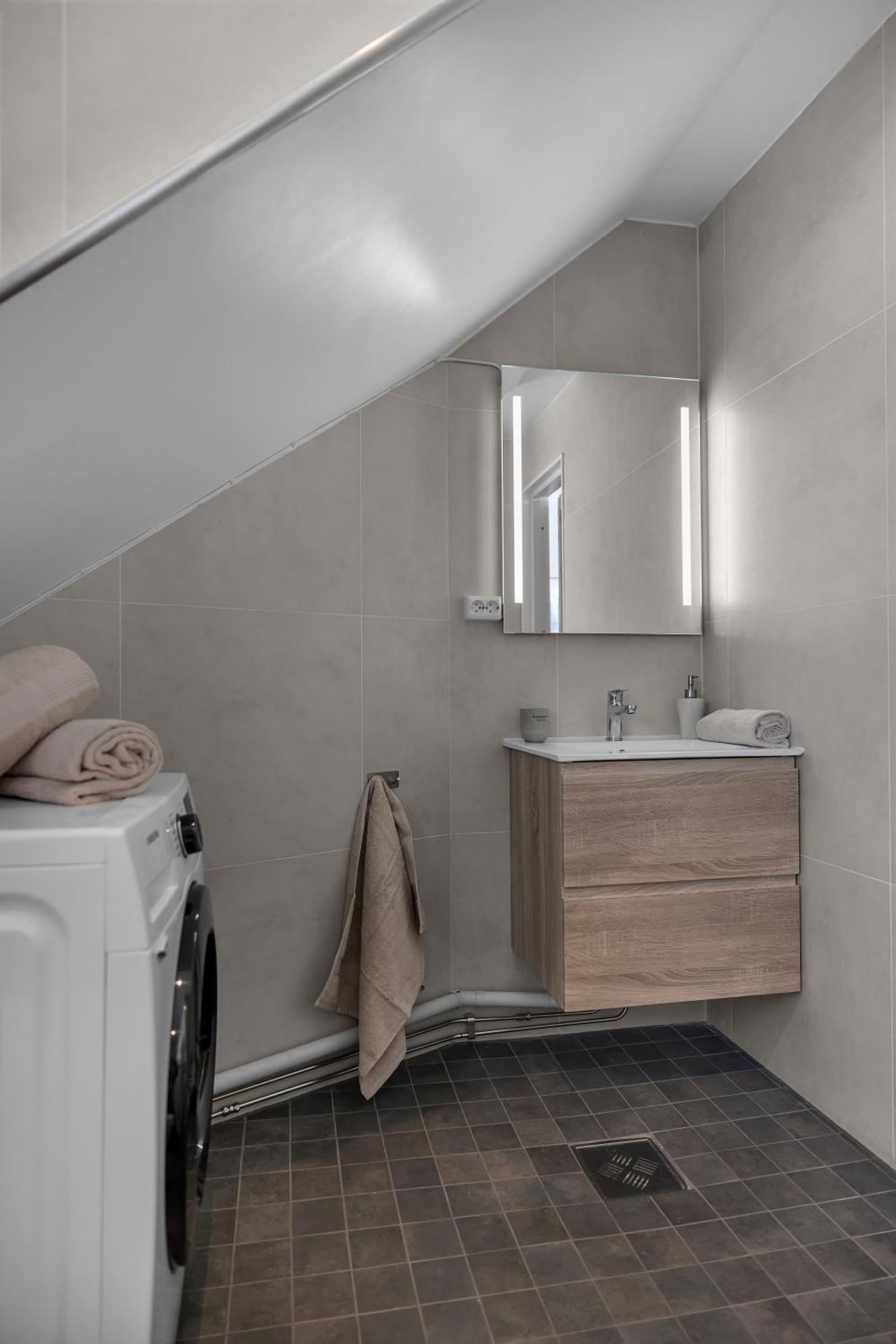 Lovely City Center Apartment With Amazing Views And Free Parking! Tromso Ngoại thất bức ảnh